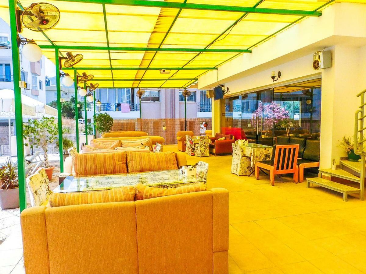 Rix Sunny Apartments Kyrenia  Exterior photo
